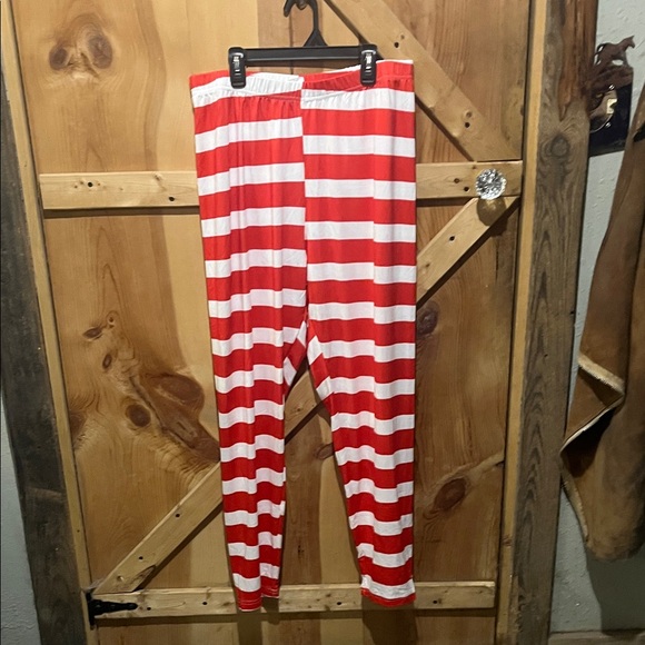 Festive Green and Red Striped Women's Pajama Set - Picture 4 of 6